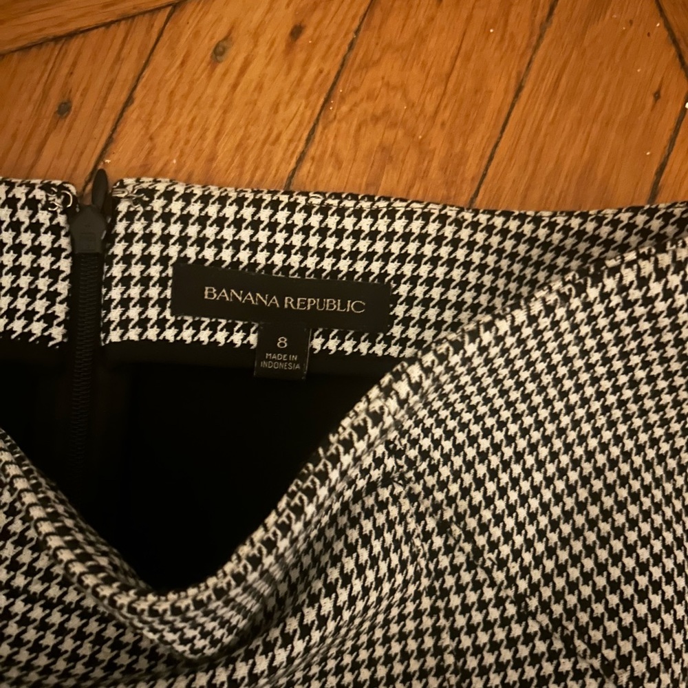 Banana Republic Black and White Houndstooth Dress